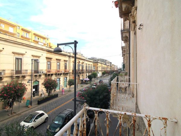 appartamento in vendita a Siracusa in zona Centro Città