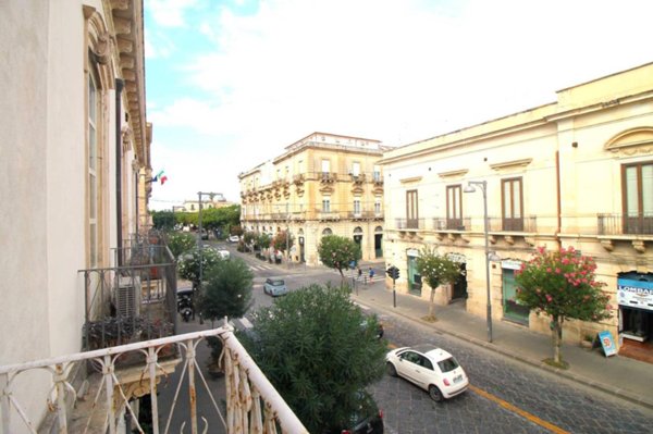 appartamento in vendita a Siracusa in zona Centro Città
