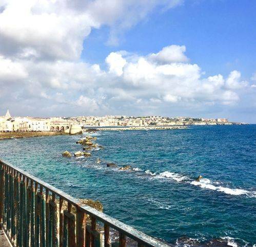negozio in vendita a Siracusa in zona Isola Ortigia
