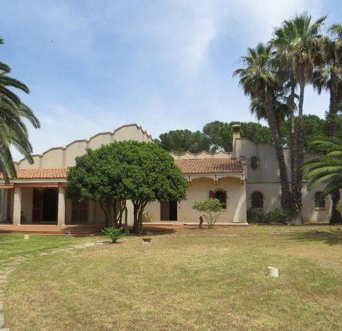 casa indipendente in vendita a Siracusa in zona Isola Ortigia