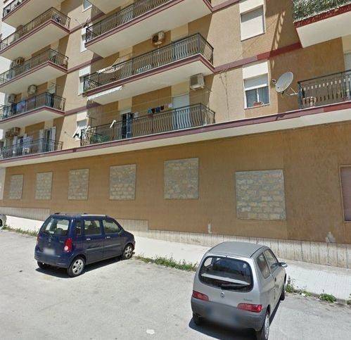 negozio in vendita a Siracusa in zona Grottasanta