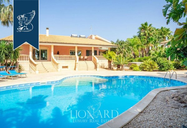 casa indipendente in vendita a Siracusa in zona Arenella