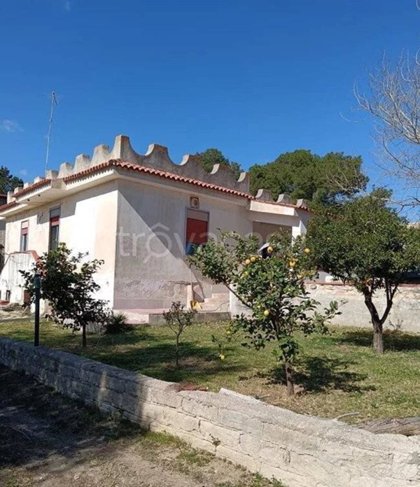 casa indipendente in vendita a Siracusa in zona Borgata