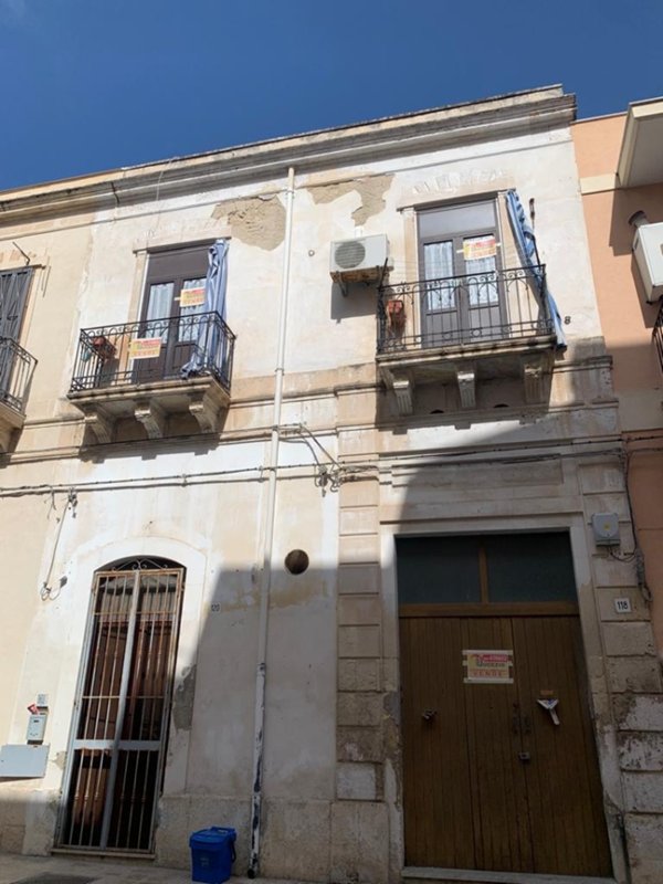 casa indipendente in vendita a Siracusa in zona Centro Città