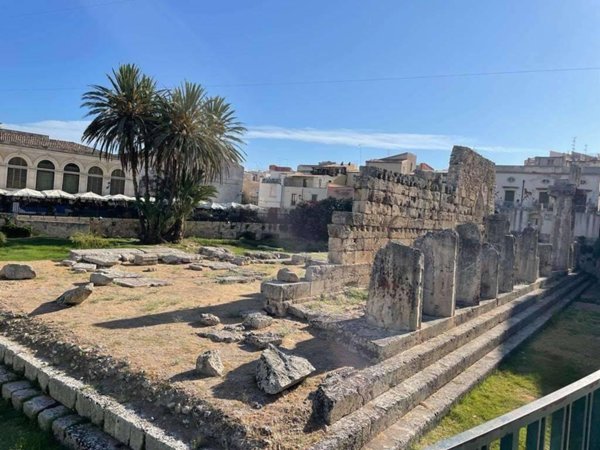 appartamento in vendita a Siracusa in zona Isola Ortigia