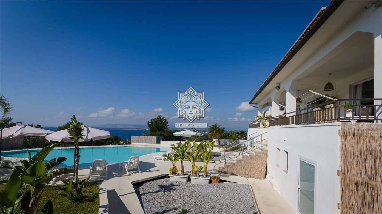 casa indipendente in vendita a Siracusa in zona Isola / Plemmirio