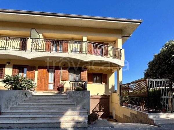 casa indipendente in vendita a Siracusa in zona Epipoli