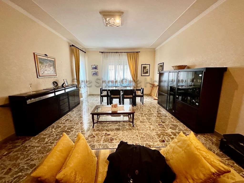 appartamento in vendita a Siracusa in zona Centro Città