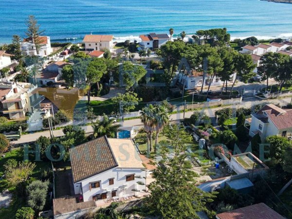 villa in vendita a Siracusa in zona Centro Città