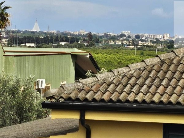 casa indipendente in vendita a Siracusa in zona Targia