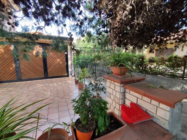 casa indipendente in vendita a Siracusa in zona Belvedere