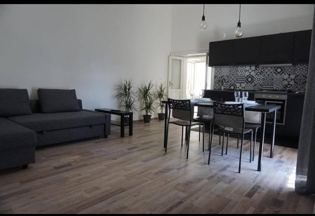 appartamento in vendita a Siracusa in zona Isola Ortigia
