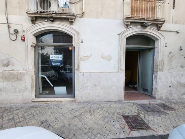 negozio in vendita a Siracusa in zona Isola Ortigia