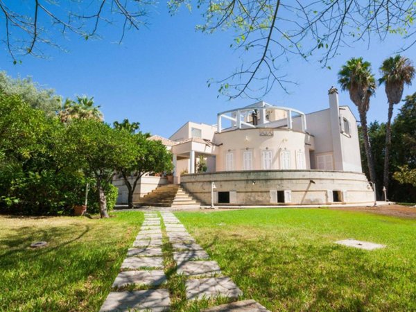 casa indipendente in vendita a Siracusa in zona Targia