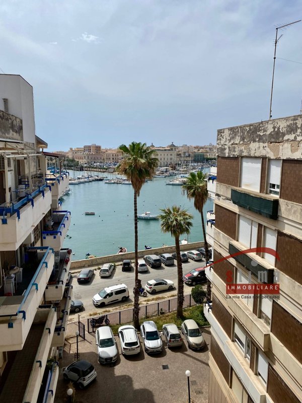 appartamento in vendita a Siracusa in zona Isola Ortigia
