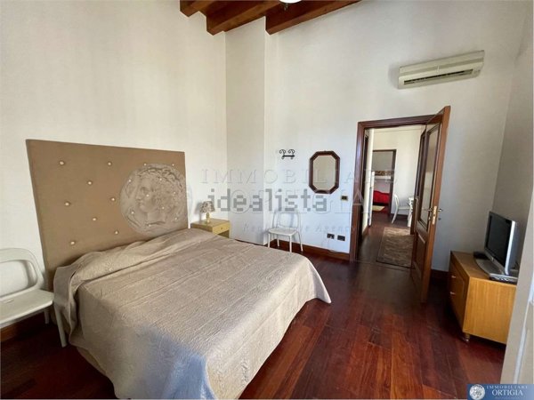 appartamento in vendita a Siracusa in zona Isola Ortigia