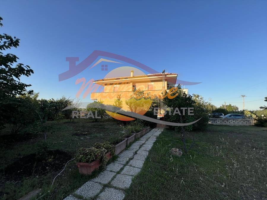 casa indipendente in vendita a Siracusa in zona Cassibile