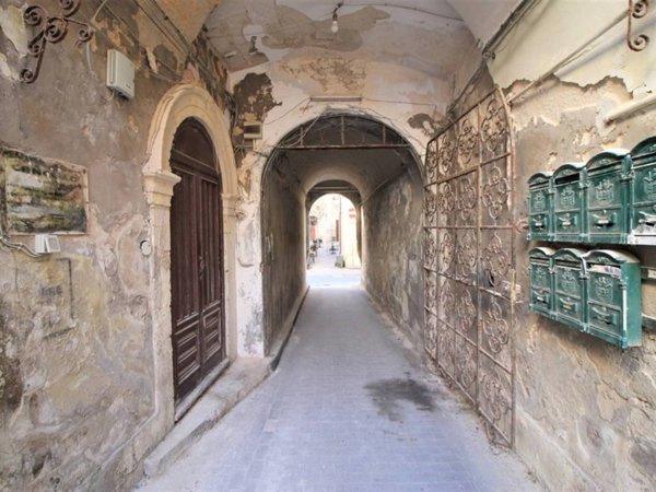 appartamento in vendita a Siracusa in zona Isola Ortigia