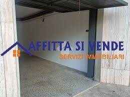 locale di sgombero in vendita a Siracusa