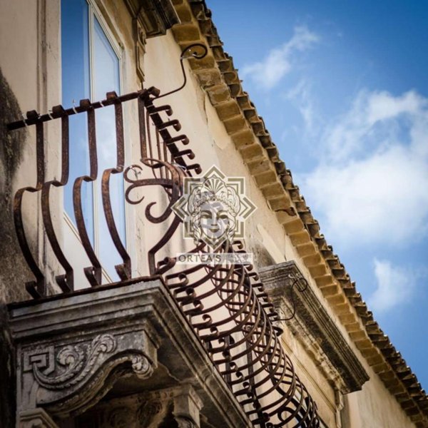 negozio in vendita a Siracusa in zona Isola Ortigia