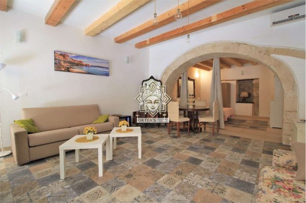 appartamento in vendita a Siracusa in zona Isola Ortigia