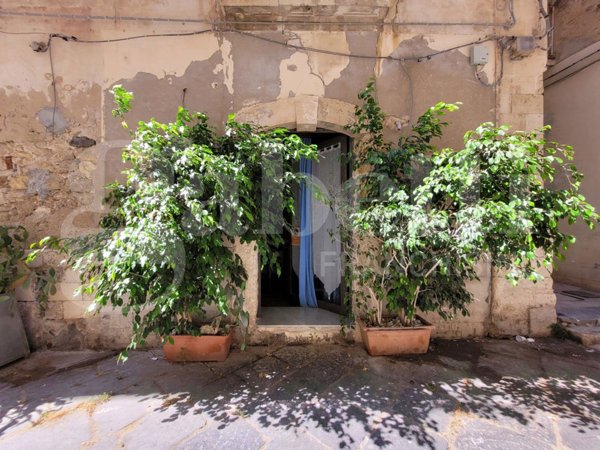appartamento in vendita a Siracusa in zona Isola Ortigia