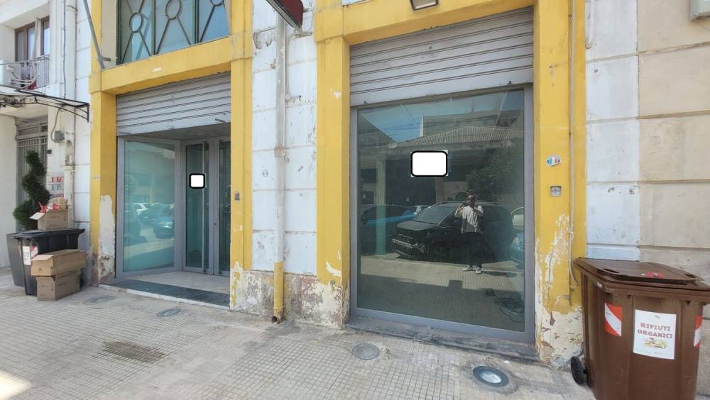 locale commerciale in vendita a Siracusa in zona Centro Città