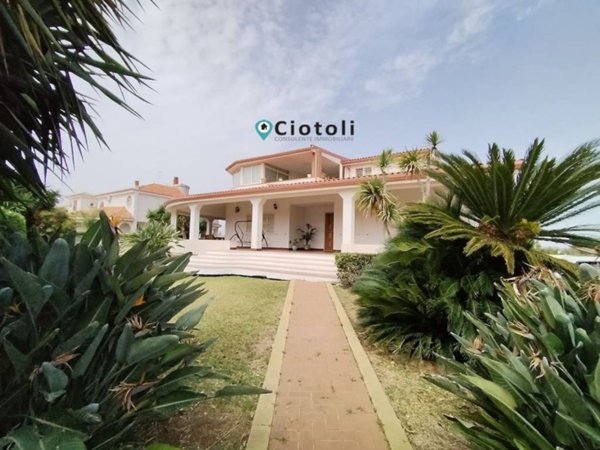 casa indipendente in vendita a Siracusa in zona Isola / Plemmirio