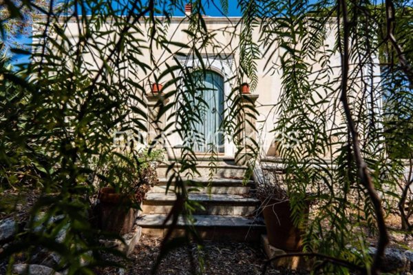 casa indipendente in vendita a Siracusa in zona Isola / Plemmirio