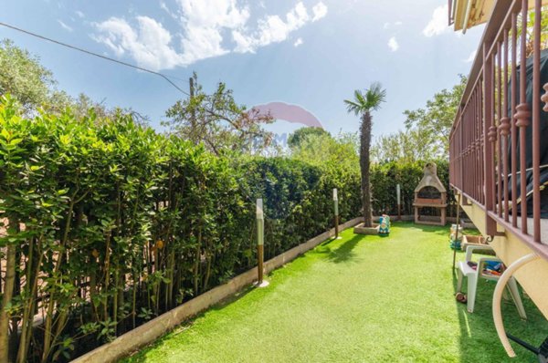 casa indipendente in vendita a Siracusa in zona Belvedere
