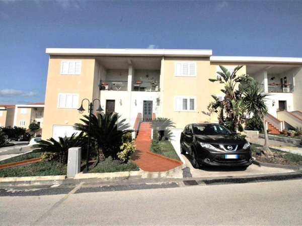 casa indipendente in vendita a Siracusa in zona Belvedere