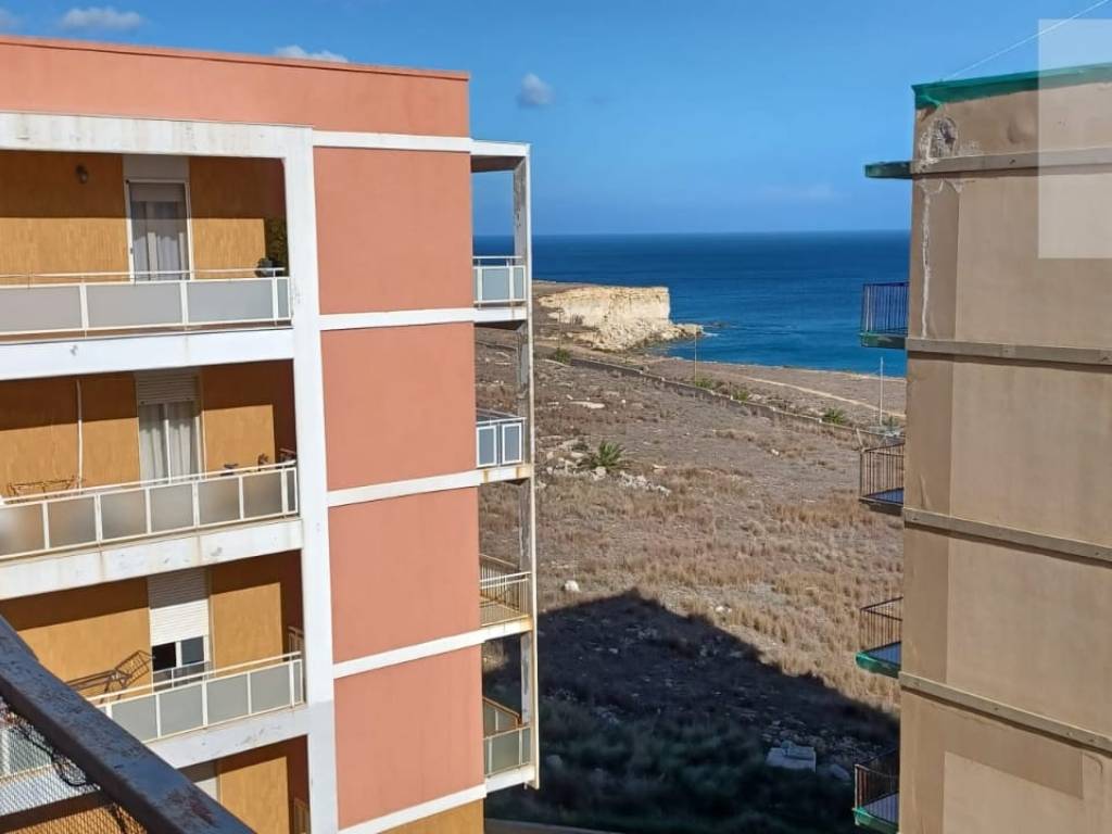 appartamento in vendita a Siracusa in zona Grottasanta