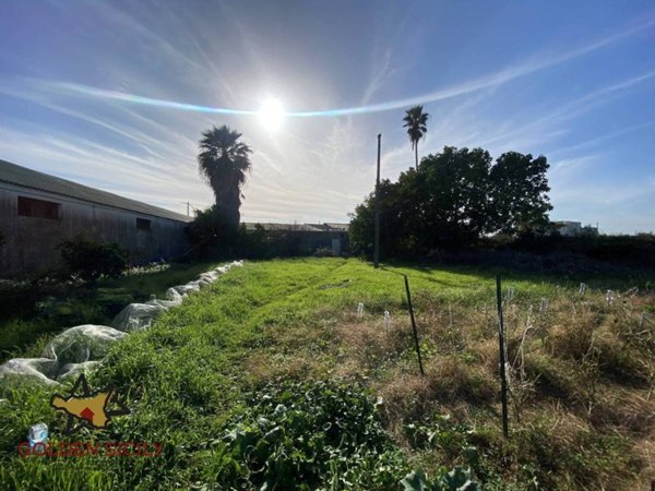 casa indipendente in vendita a Siracusa in zona Isola / Plemmirio
