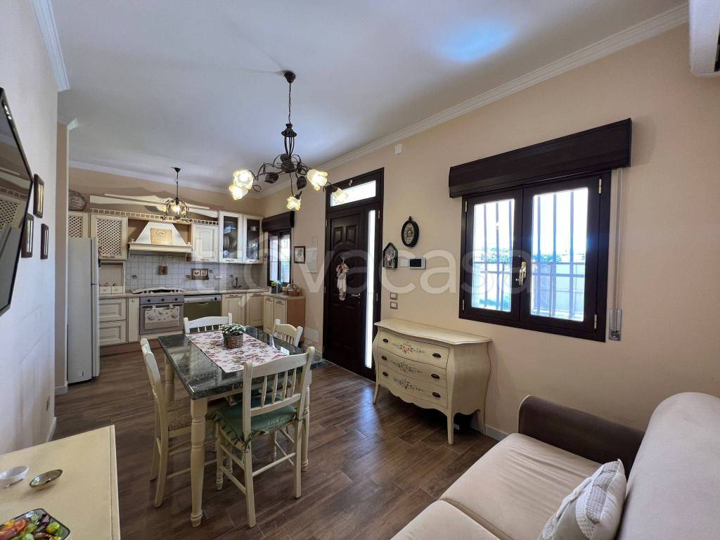 casa indipendente in vendita a Siracusa in zona Arenella