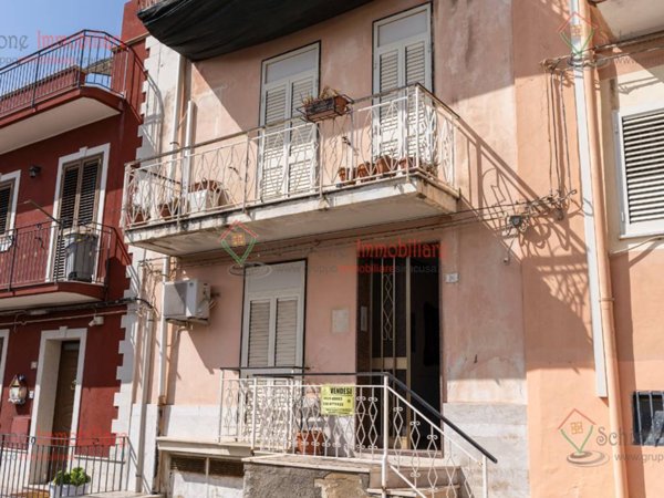 casa indipendente in vendita a Siracusa in zona Belvedere