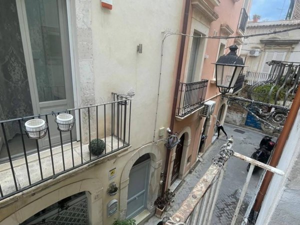 appartamento in vendita a Siracusa in zona Isola Ortigia