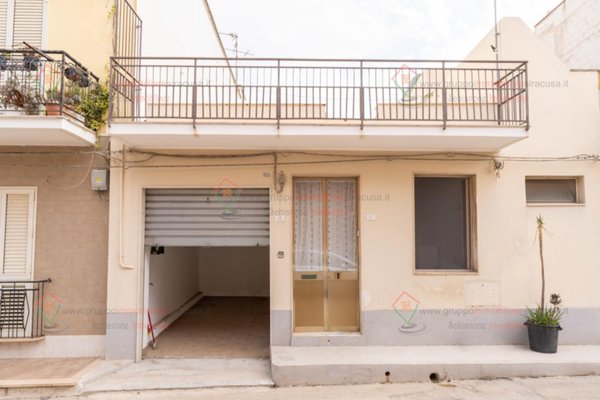 appartamento in vendita a Siracusa in zona Belvedere