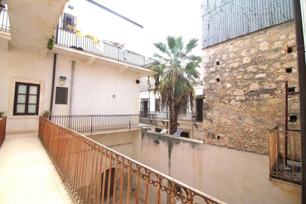 appartamento in vendita a Siracusa in zona Centro Città