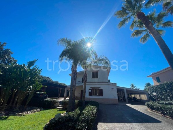 casa indipendente in vendita a Siracusa in zona Isola / Plemmirio
