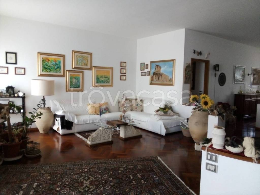 appartamento in vendita a Siracusa in zona Scala Greca