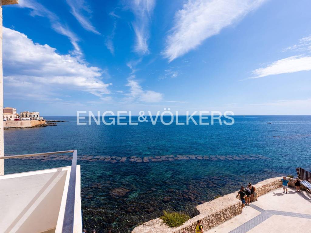 appartamento in vendita a Siracusa in zona Isola Ortigia