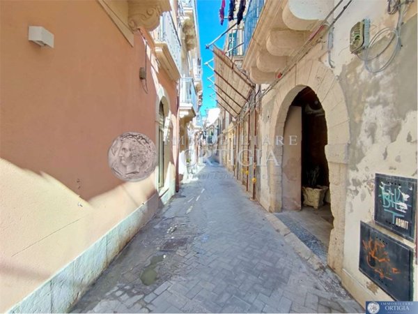appartamento in vendita a Siracusa in zona Isola Ortigia