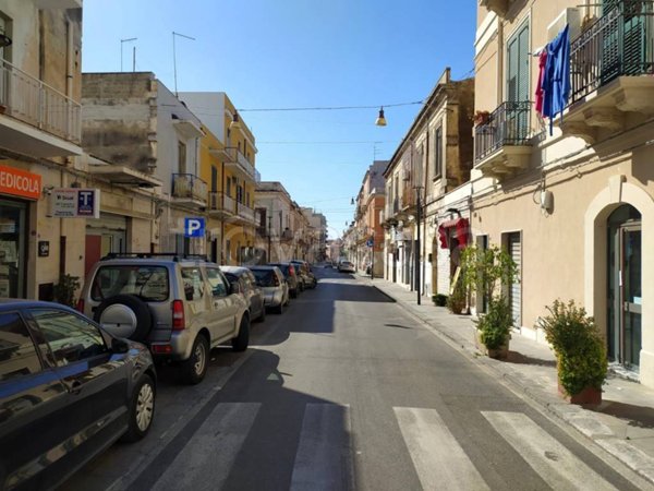 casa indipendente in vendita a Siracusa in zona Borgata