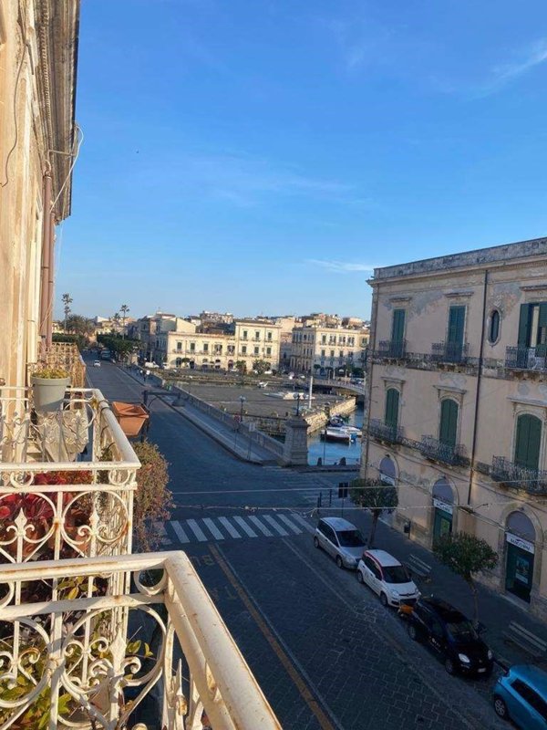 appartamento in vendita a Siracusa in zona Centro Città