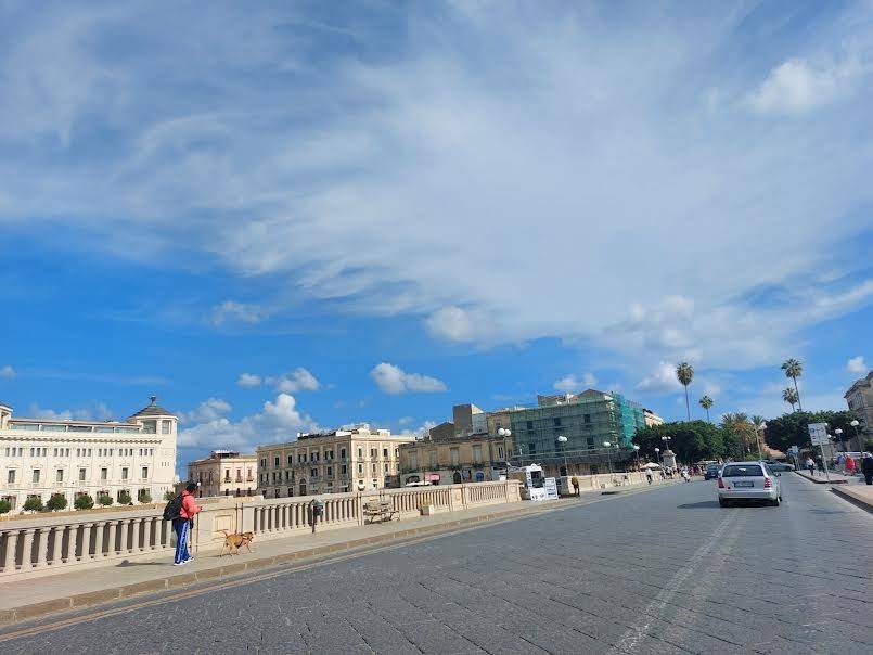 negozio in vendita a Siracusa in zona Isola Ortigia
