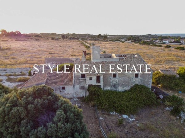 casa indipendente in vendita a Siracusa in zona Isola / Plemmirio