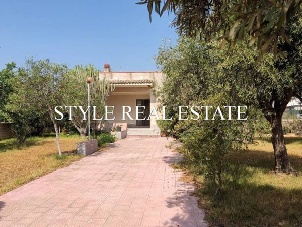 casa indipendente in vendita a Siracusa in zona Isola / Plemmirio