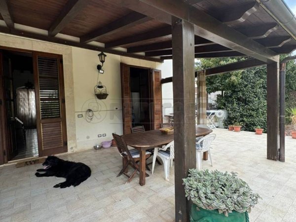 casa indipendente in vendita a Siracusa in zona Scala Greca
