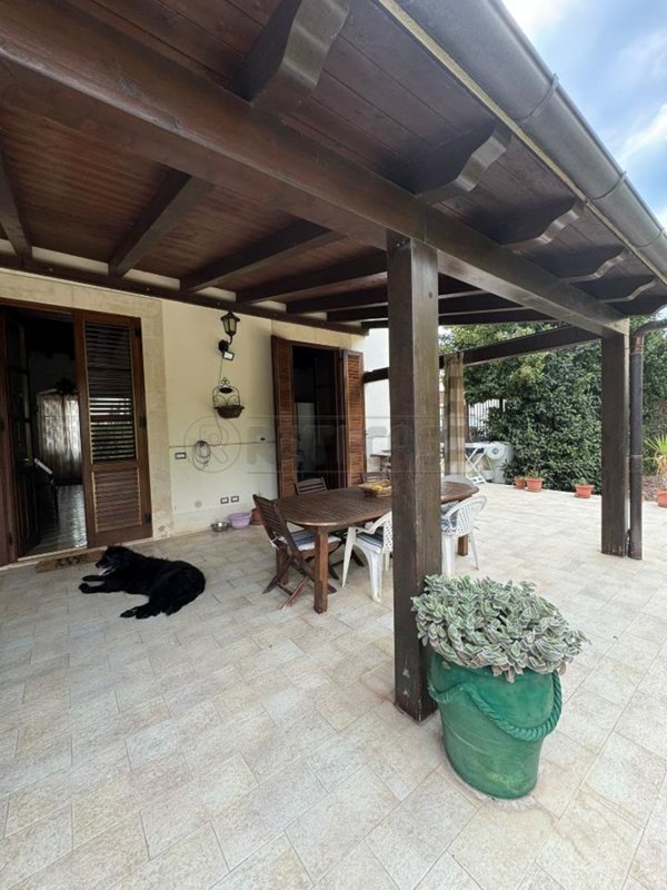 casa indipendente in vendita a Siracusa in zona Scala Greca