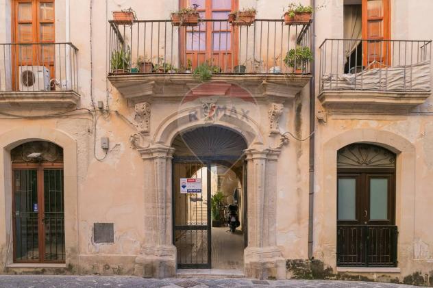 appartamento in vendita a Siracusa in zona Isola Ortigia